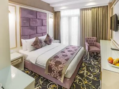 Gold Tbilisi Hotel 4*,